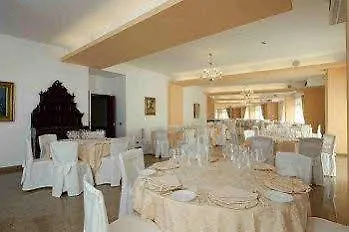 Eleonora Otel Ospedaletto dʼAlpinolo